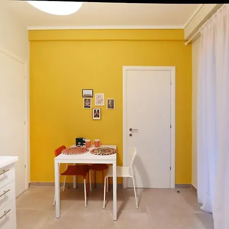 The Muse, Colorful Cozy Flat On Mitropoleos Downtown Apartment Thessaloniki Exterior photo
