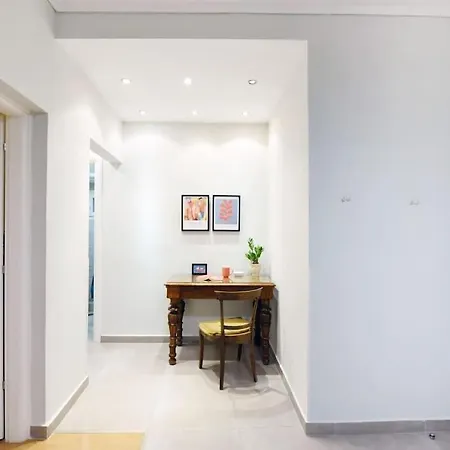 The Muse, Colorful Cozy Flat On Mitropoleos Downtown Apartment Thessaloniki Exterior photo