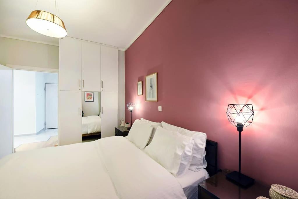 The Muse, Colorful Cozy Flat On Mitropoleos Downtown