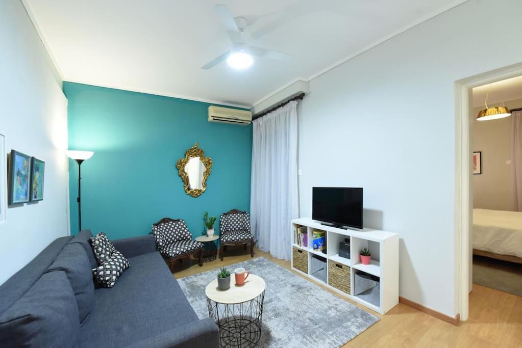The Muse, Colorful Cozy Flat On Mitropoleos Downtown Apartment Thessaloniki